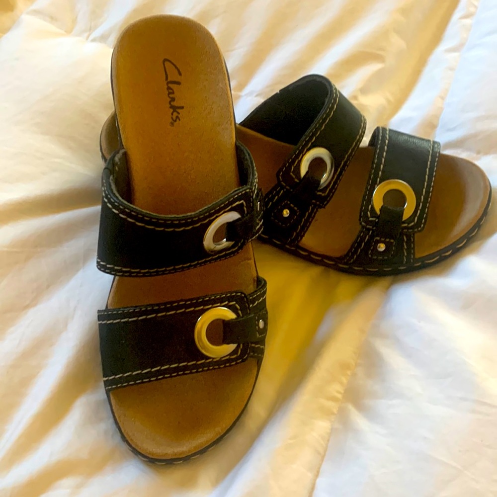 Brand New without tags, never been worn, Clark’s size 6.5